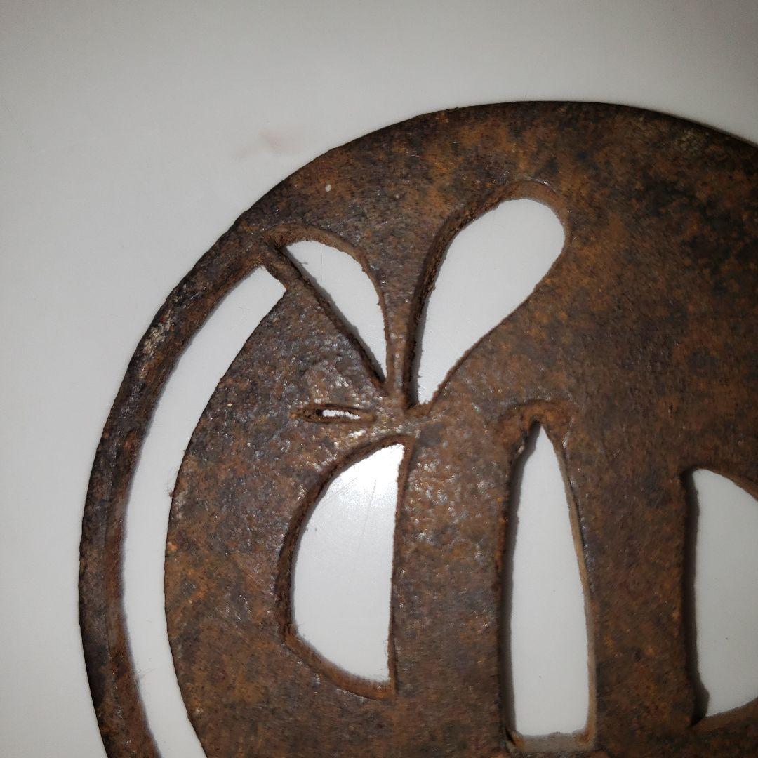 刀鍔　日本刀　武具　アンティーク　骨董品　江戸時代　美術品　鍔　刀装具