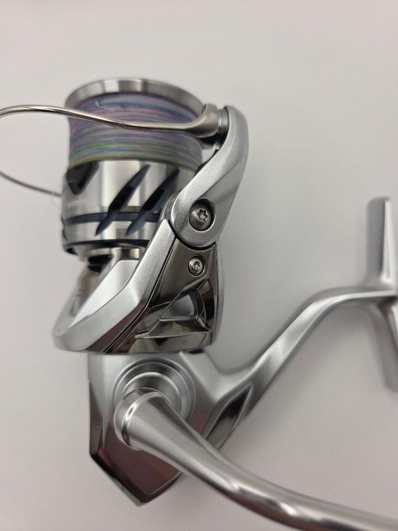 SHIMANO STRADIC C3000HG スピニングリール