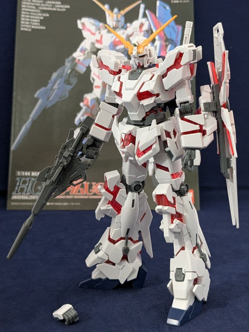 ガンプラ 組立済み まとめ売り SEED，ユニコーン等21点、アスランプレート他