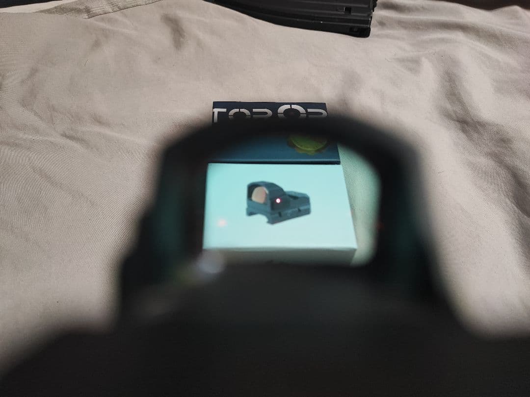 Vector Optics Frenzy 1×17×24 レッドドットサイト