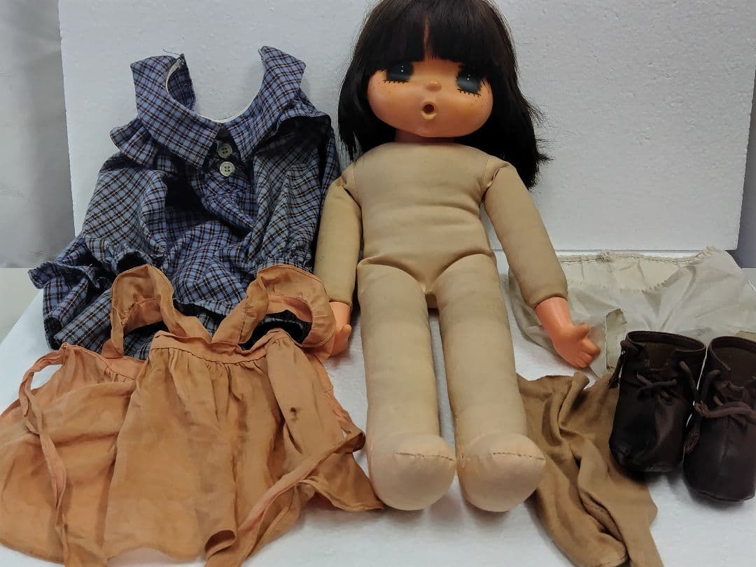 セキグチ　マドモアゼルジェジェ　昭和レトロ　麦わら帽子が出て来ました。画像追加。