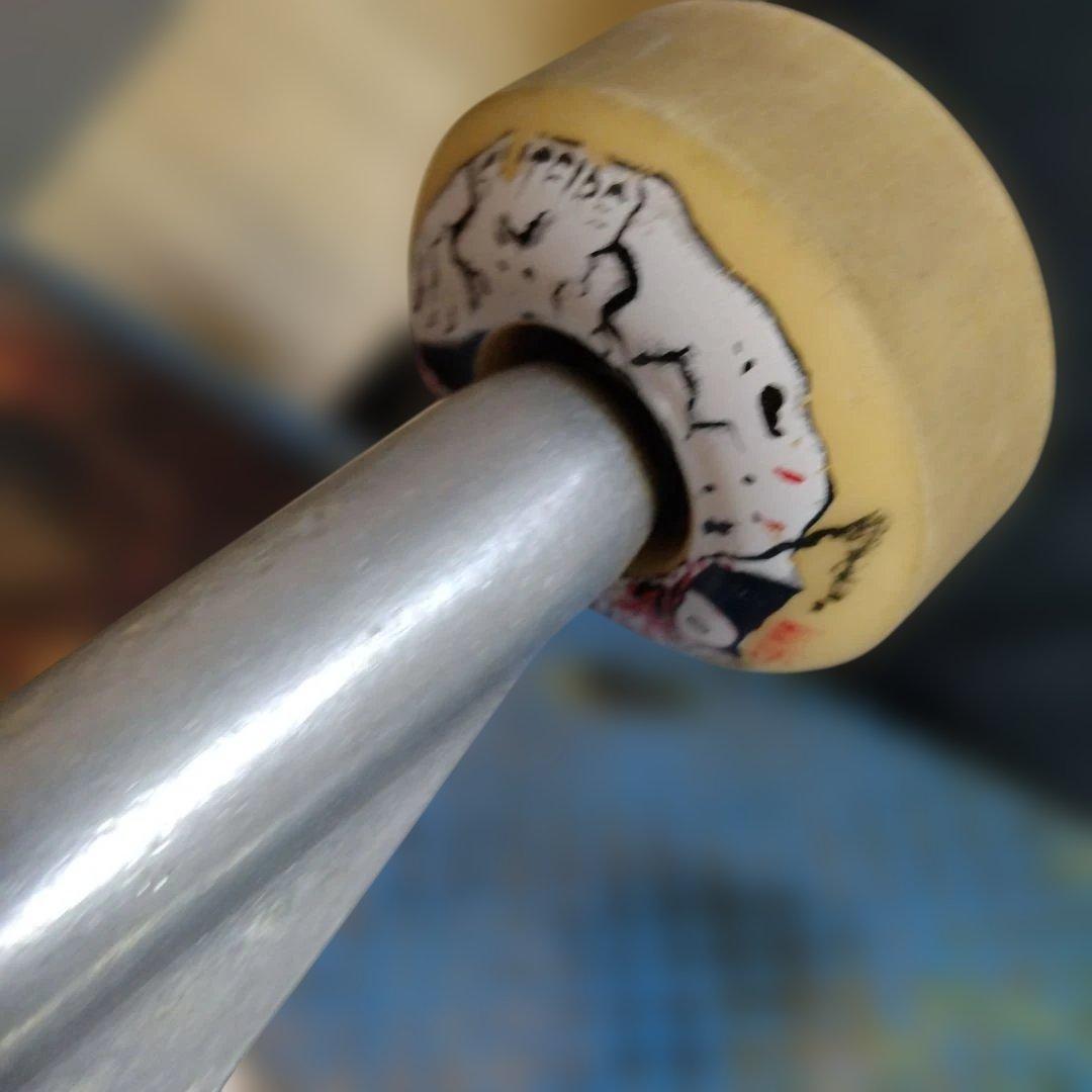 スケートボード 　ファッキングオーサム　インディペンデント　スピットファイヤー