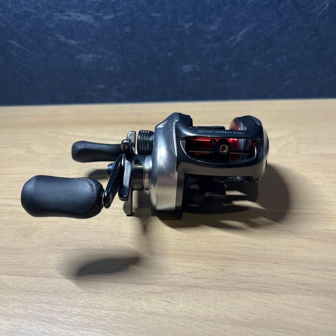 SHIMANO ベイトリール スコーピオンDC 右ハンドル