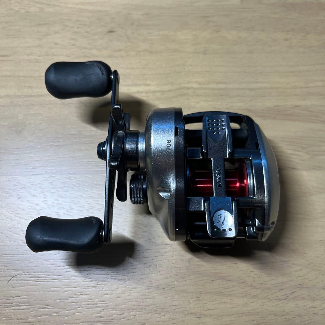 SHIMANO ベイトリール スコーピオンDC 右ハンドル