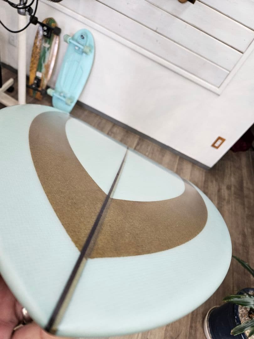 デリックディズニー6'10ツインザーミッドレングスオルタナツインスーパーウルフ