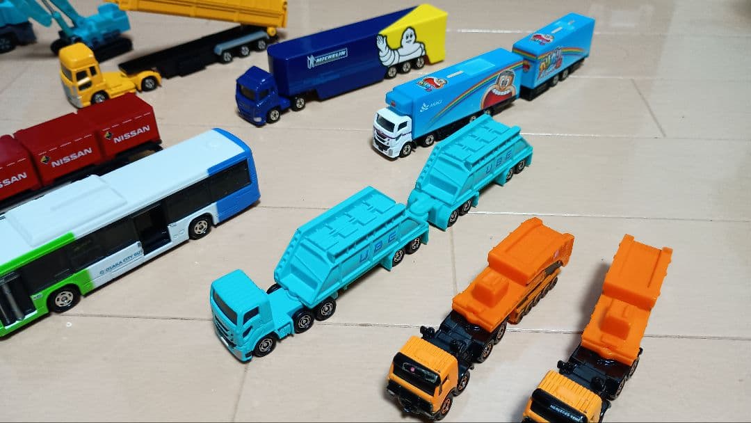 トミカ　ロングトミカ　働く車　22台　まとめ売り