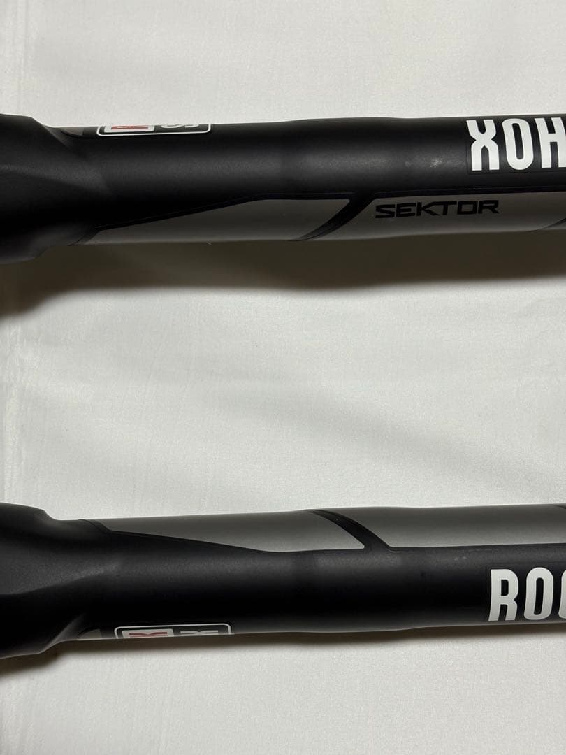 パーツ ROCKSHOX sektor 27.5 solo air 100x15