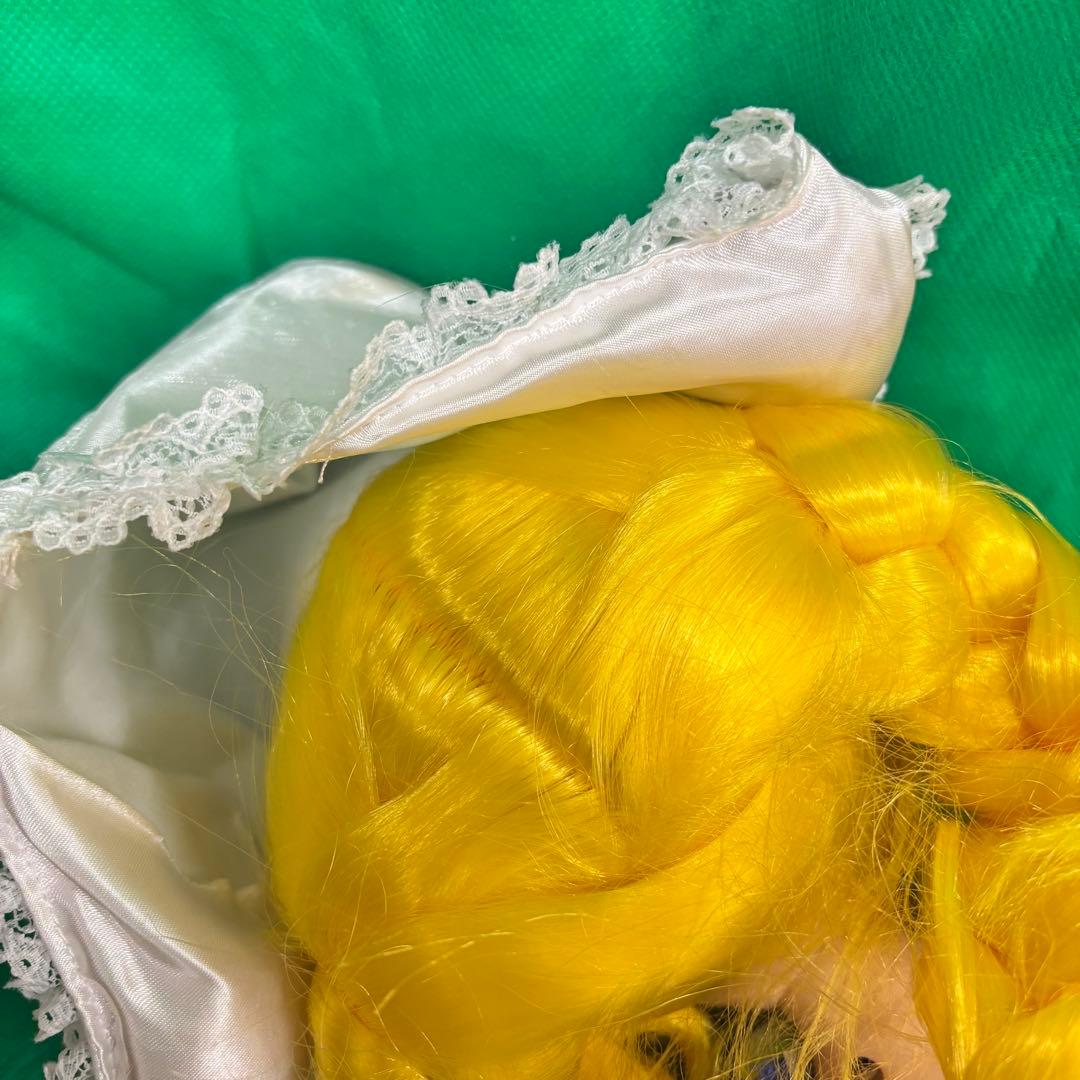 アトラクション　イッツアスモールワールド ドール ディズニー 人形　オランダ