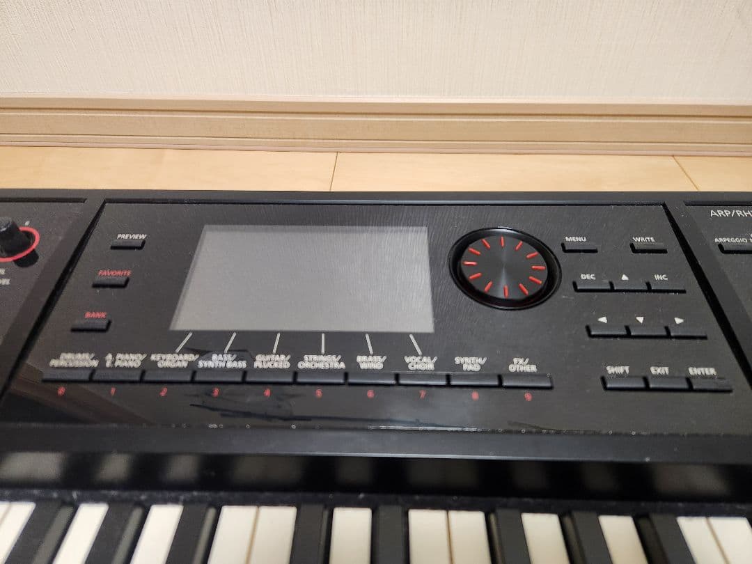 訳あり　Roland FA-08 88鍵 シンセサイザー ケース付　ローランド