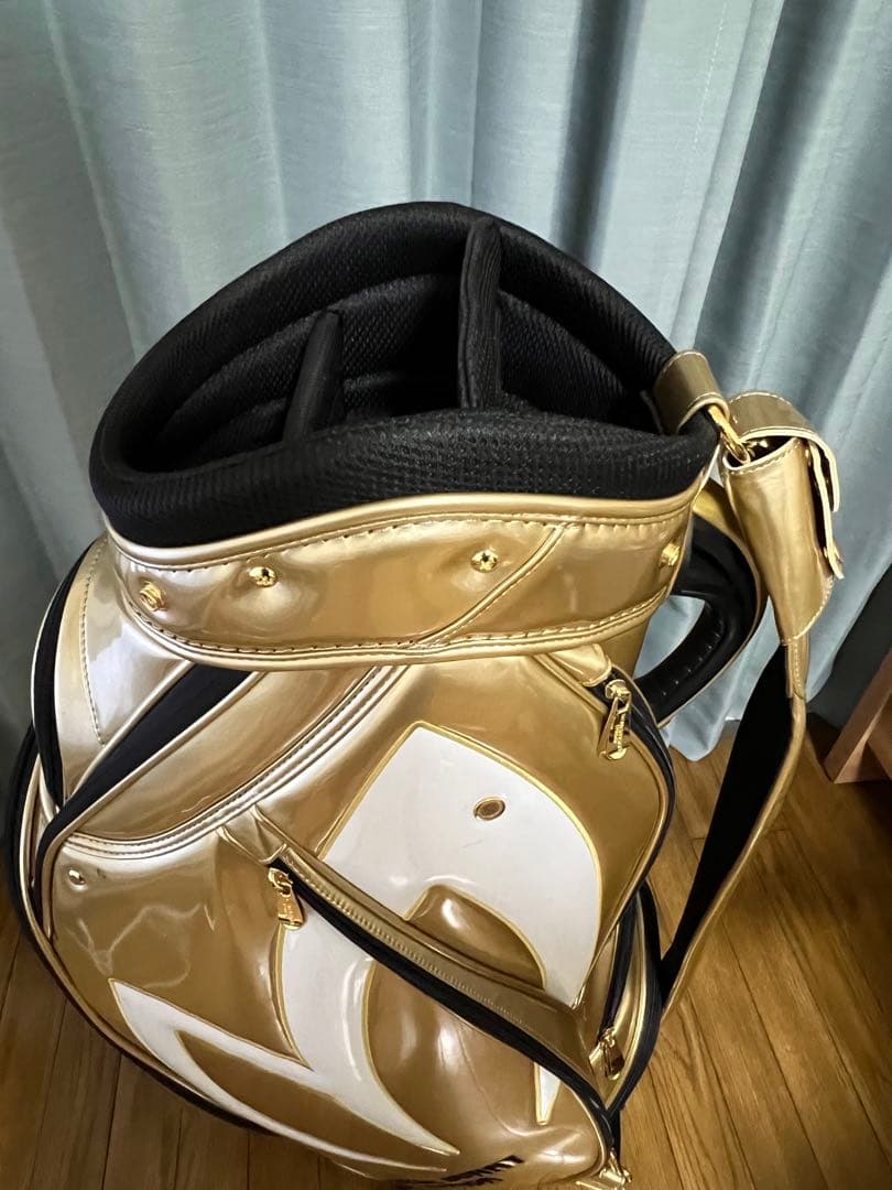 MASTER BUNNY EDITION キャディバッグ 原英莉花プロモデル