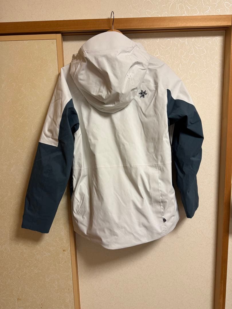 【美品】ゴールドウィン　スノーウェア　上下セットGOLDWIN スキーウェア