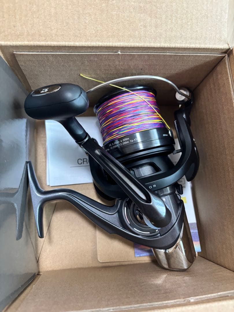 クロスキャスト　6000 ダイワ　DAIWA リール　新品未使用　ピトンセット