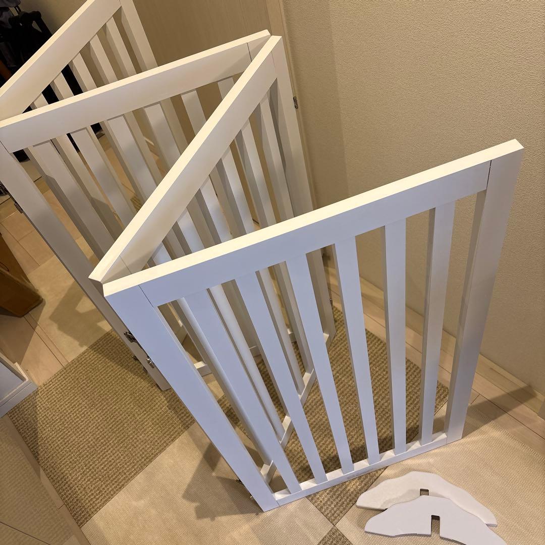 unipaws ペットフェンス　高さ91cm 長さ203cm 4つのパネル