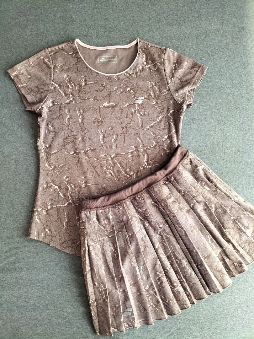 BABOLATトップス＆プリーツスカートセット　O