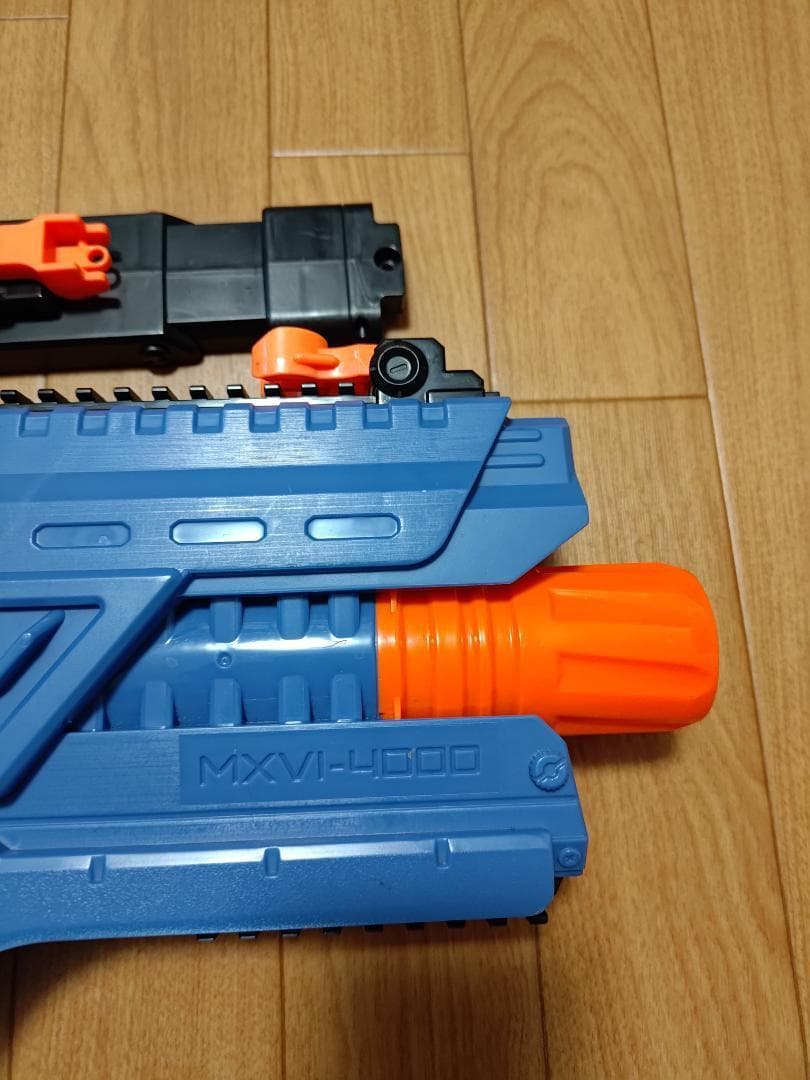 ナーフ　ライバル　カオス赤/青