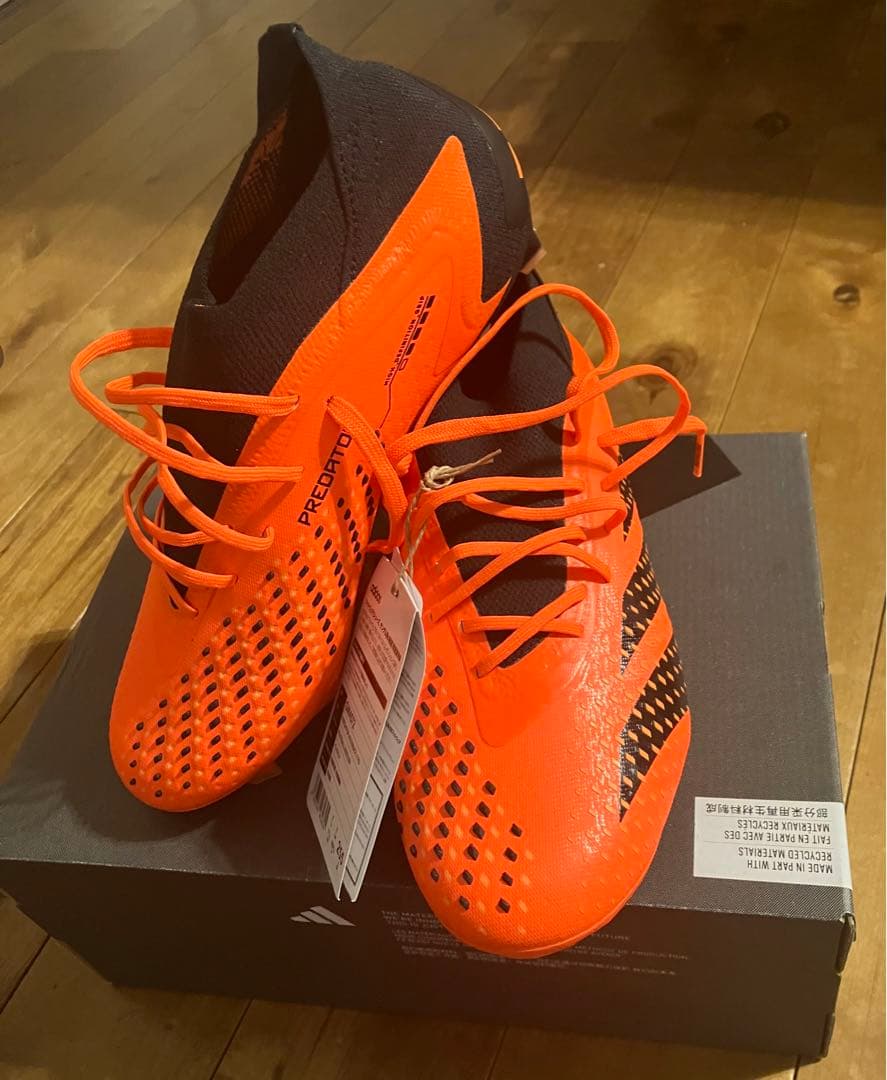 アディダス　プレデター　アキュラシー.1 FG サイズ25.5