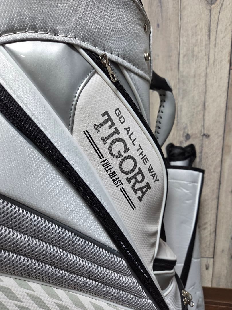 【未使用品】TIGORA ゴルフキャディバッグ ホワイト