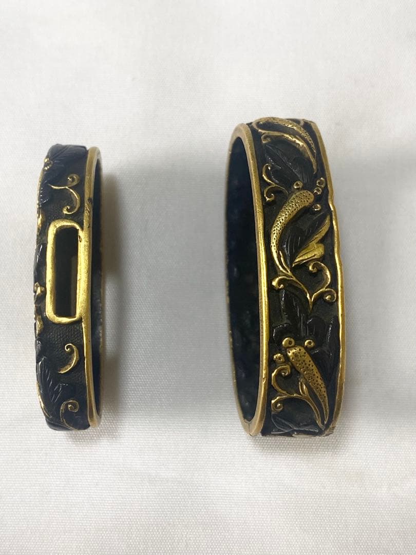 2T03 縁頭 柄頭 高彫り 金象嵌 金色絵 武具 刀装具 日本刀