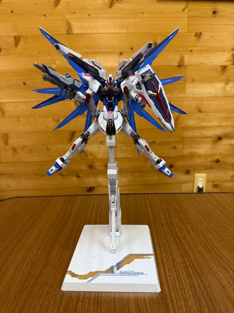 メタルビルド　フリーダムガンダム