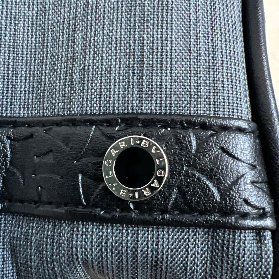 Parisファーストクラスアメニティセットポーチ新品ビジネスポーチセット