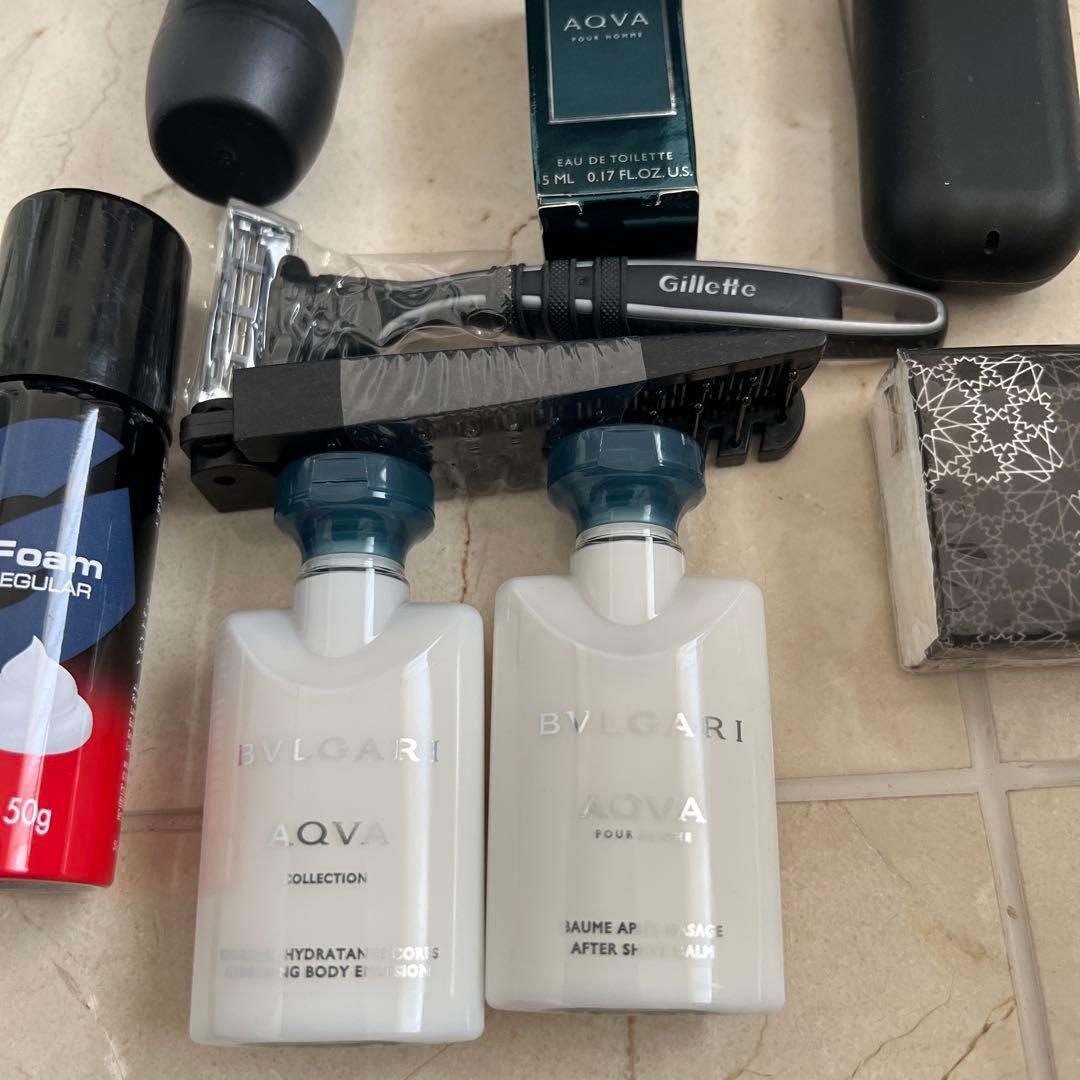 Parisファーストクラスアメニティセットポーチ新品ビジネスポーチセット