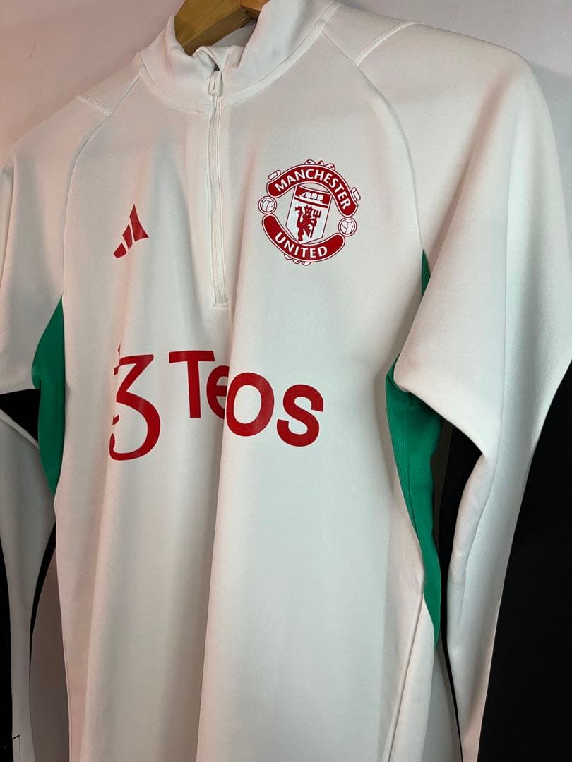 【新品未使用】adidas アディダス　マンチェスターユナイテッド　セットアップ