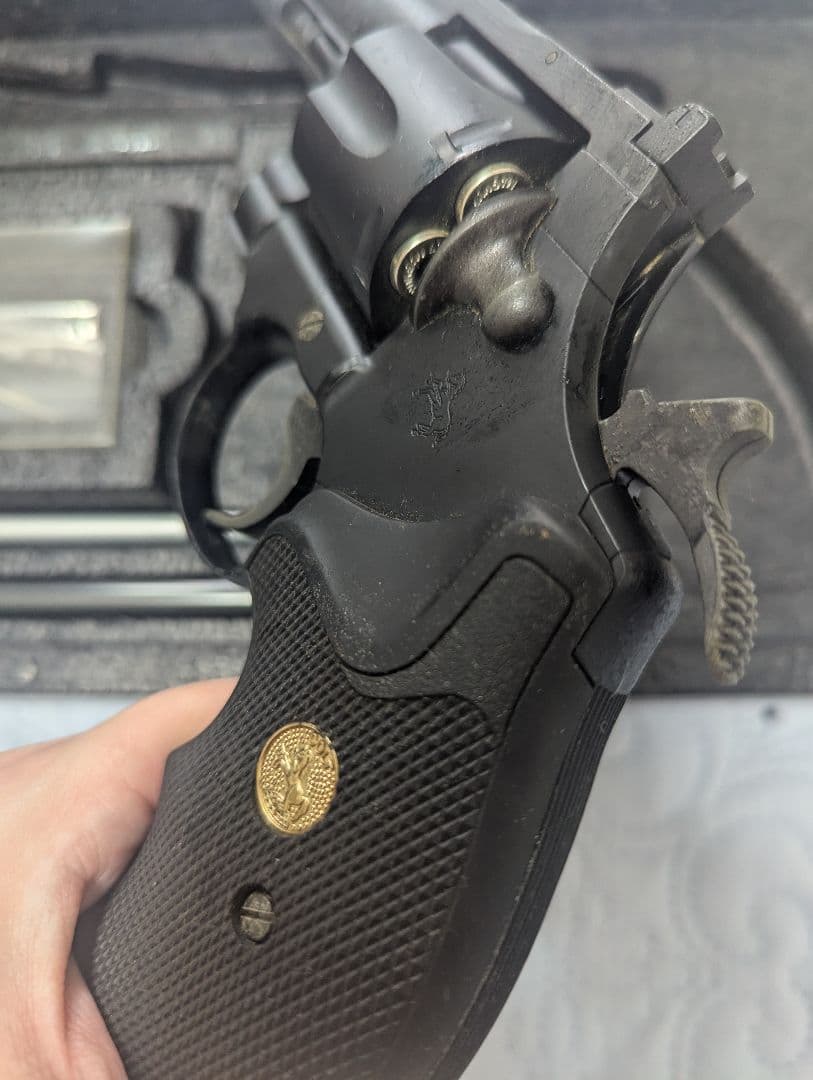 東京マルイ コルト パイソン ガスリボルバー .357マグナム 4インチ