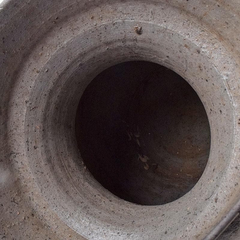 珠洲焼　有孔広口小壷　台座付　合わせ箱　C　R8830H