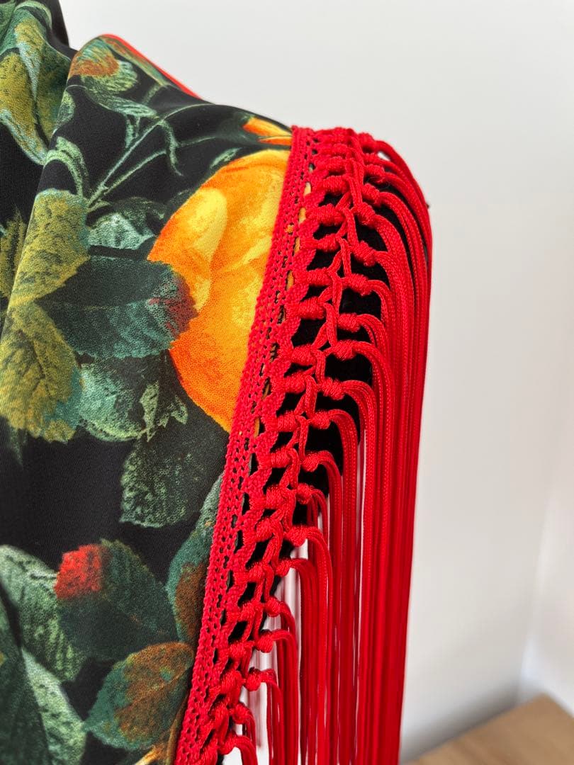 フラメンコ マントンシージョ ブラック花柄　レッドフレコ