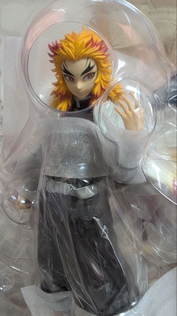 【専用】アニメ「鬼滅の刃」無限列車編 煉獄杏寿郎 1/4　スケール　フィギュア