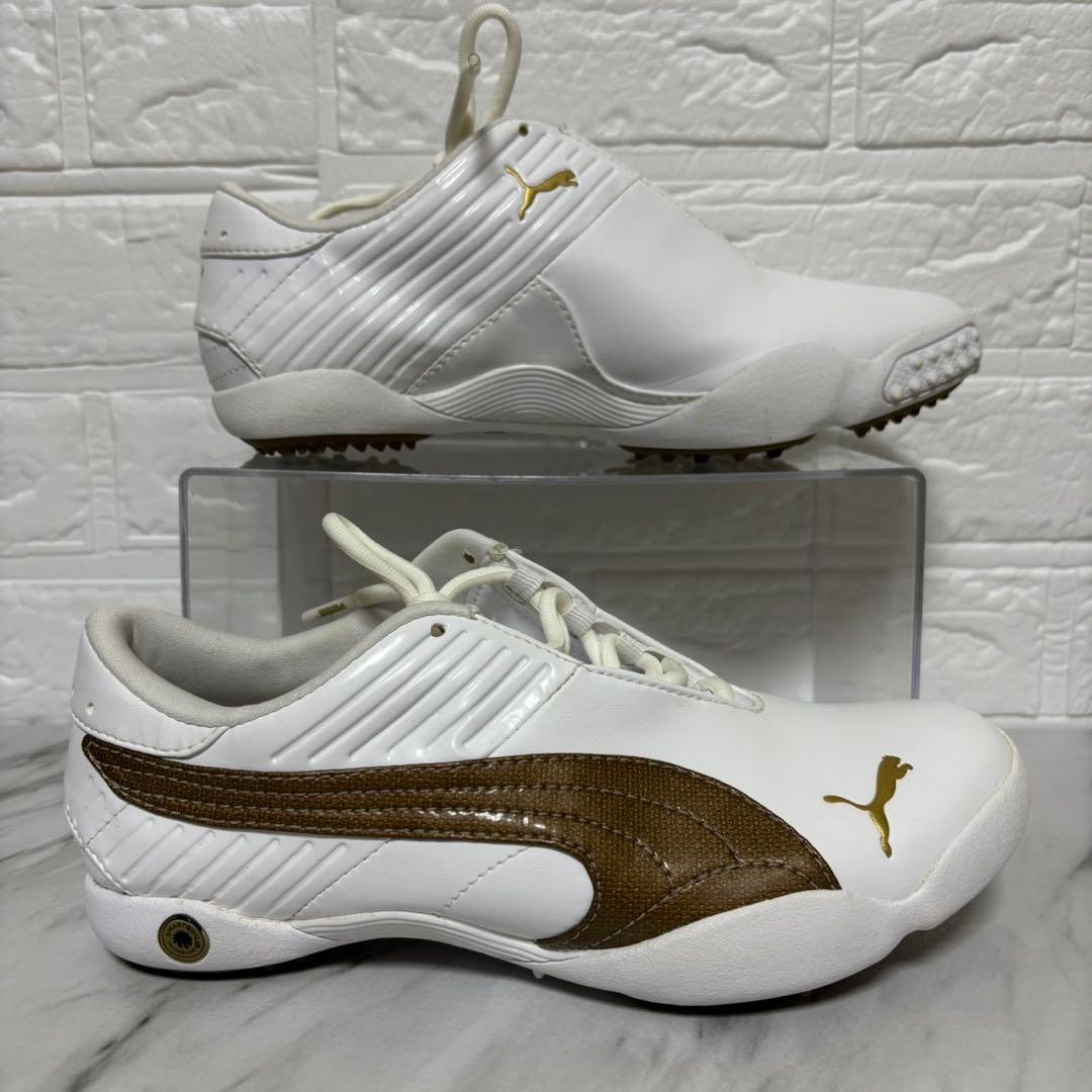 PUMA ゴルフシューズ　ゴールド　ホワイト