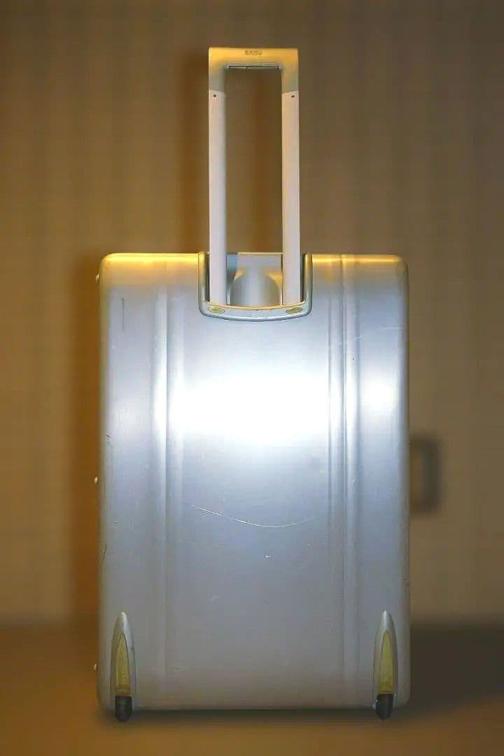 送料込！ZERO HALLIBURTON スーツケース ZR32T TASロック