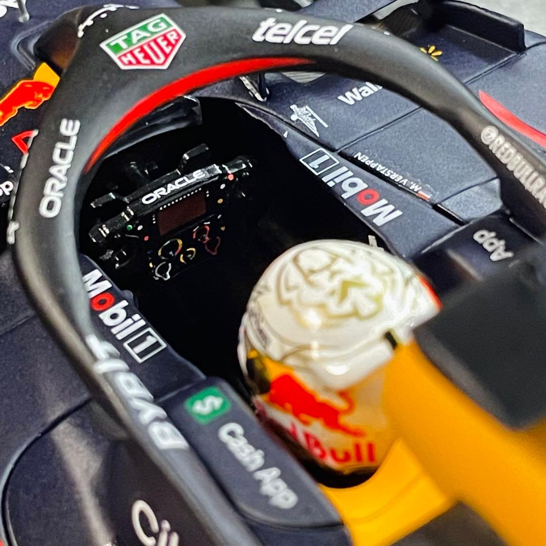 1/18 PMA レッドブル ホンダ RB18 2022 M.フェルスタッペン