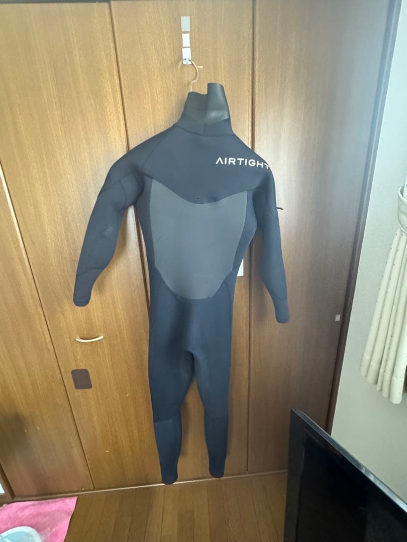 AIRTIGHT ブラック ウェットスーツ
