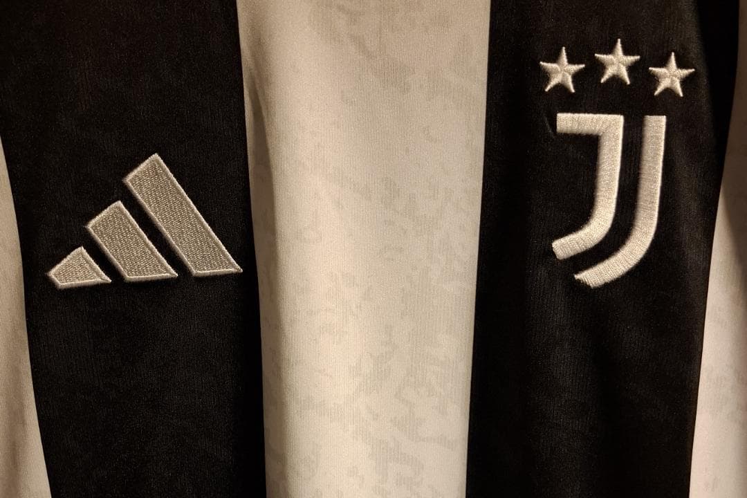 ユベントス 24-25 レプリカユニフォーム ホーム 10.ユルディス