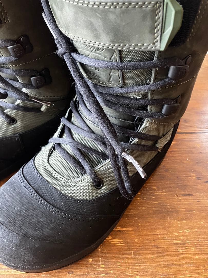 スノーボード DEELUXE ARETH RIN 27.5cm 23-24