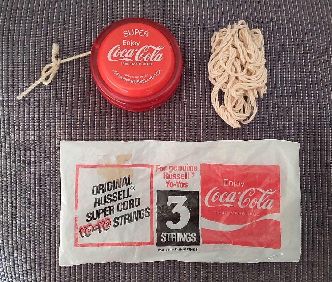 Coca-Cola Russell Yo-Yo ストリング付き