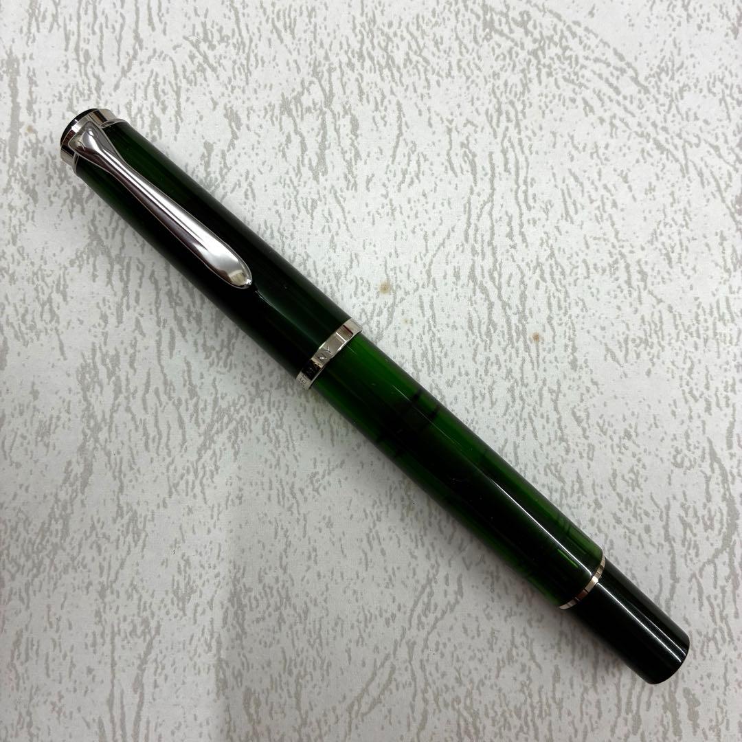 Pelikan 万年筆 緑色 スワンロゴ