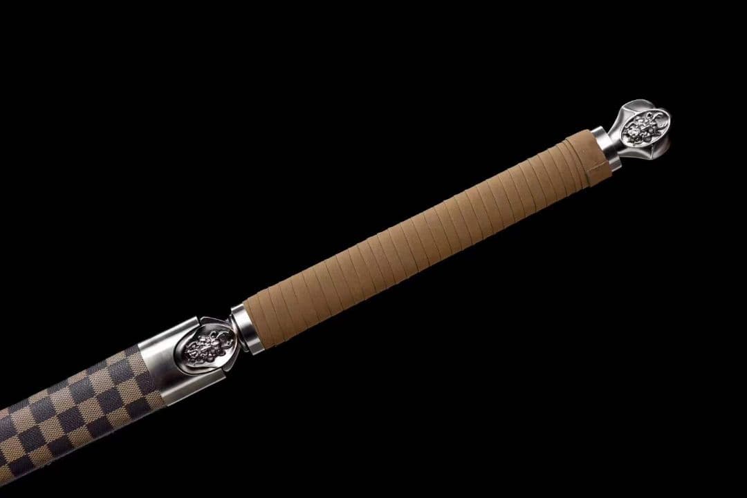 『刺繍春刀——プラダPRADA』 古兵器 武具　刀装具　日本刀　模造刀 居合刀