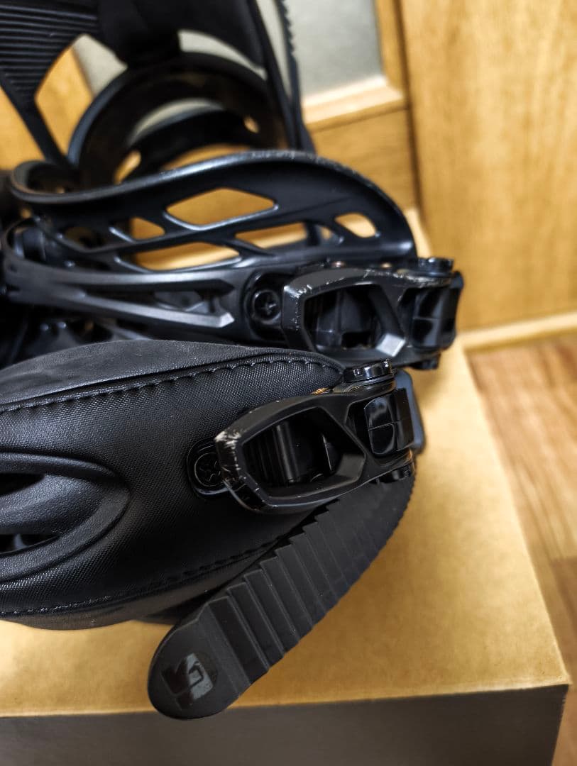 BURTON CARTEL ビンディング メンズMサイズ　リフレックス