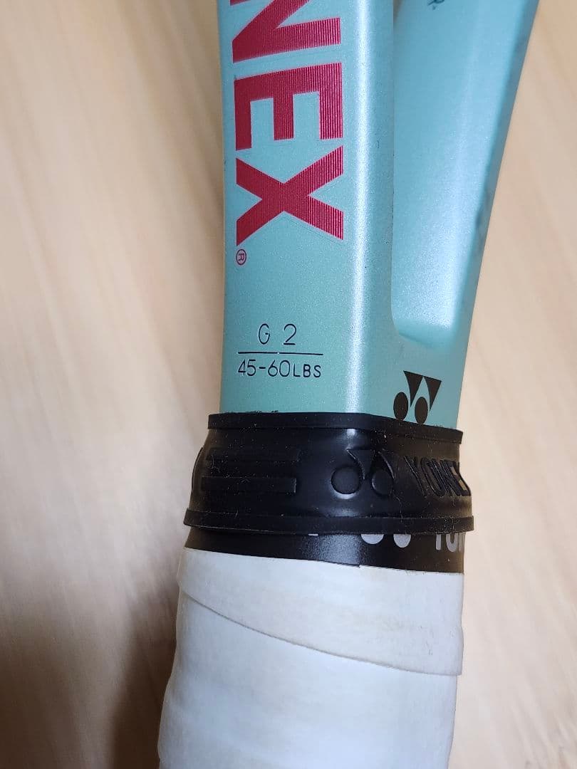 【美品】YONEX PERCEPT 100 G2 テニスラケット　ケース有り