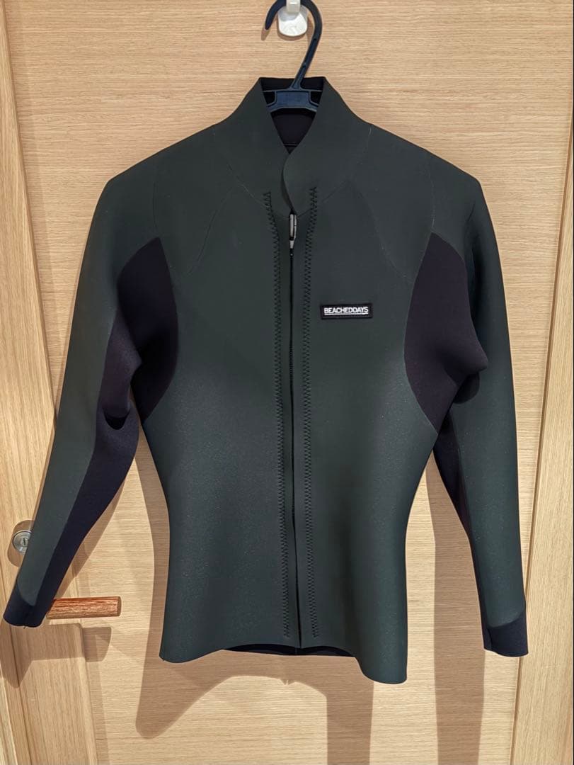 BEACHED DAYS 2mm スキンジャケット L