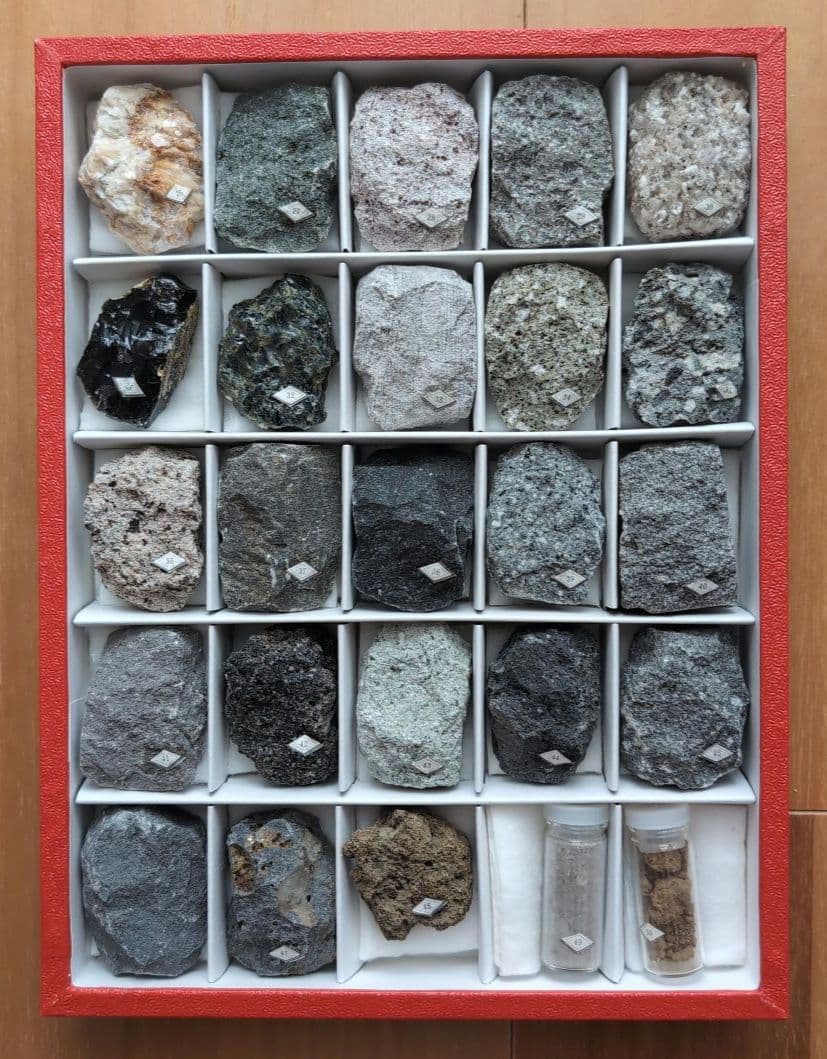 岩石標本　‐ ROCK COLLECTION ‐
