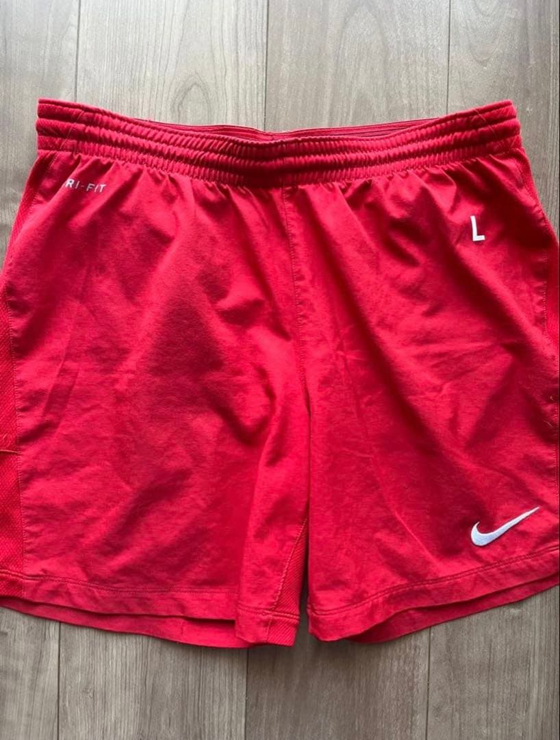 サッカー　浦和レッズ　選手支給品　練習着　ユニフォーム　ウェア　ソックス付き