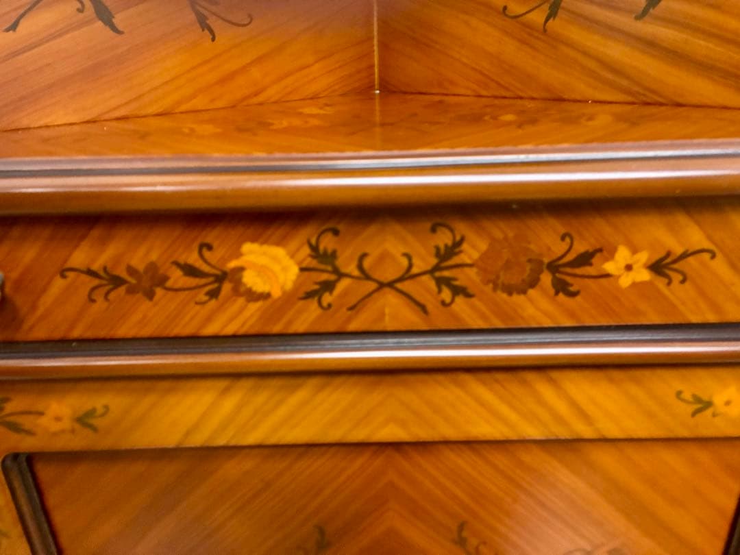 管397☆イタリア製☆アンティーク☆象嵌細工☆コーナーキャビネット