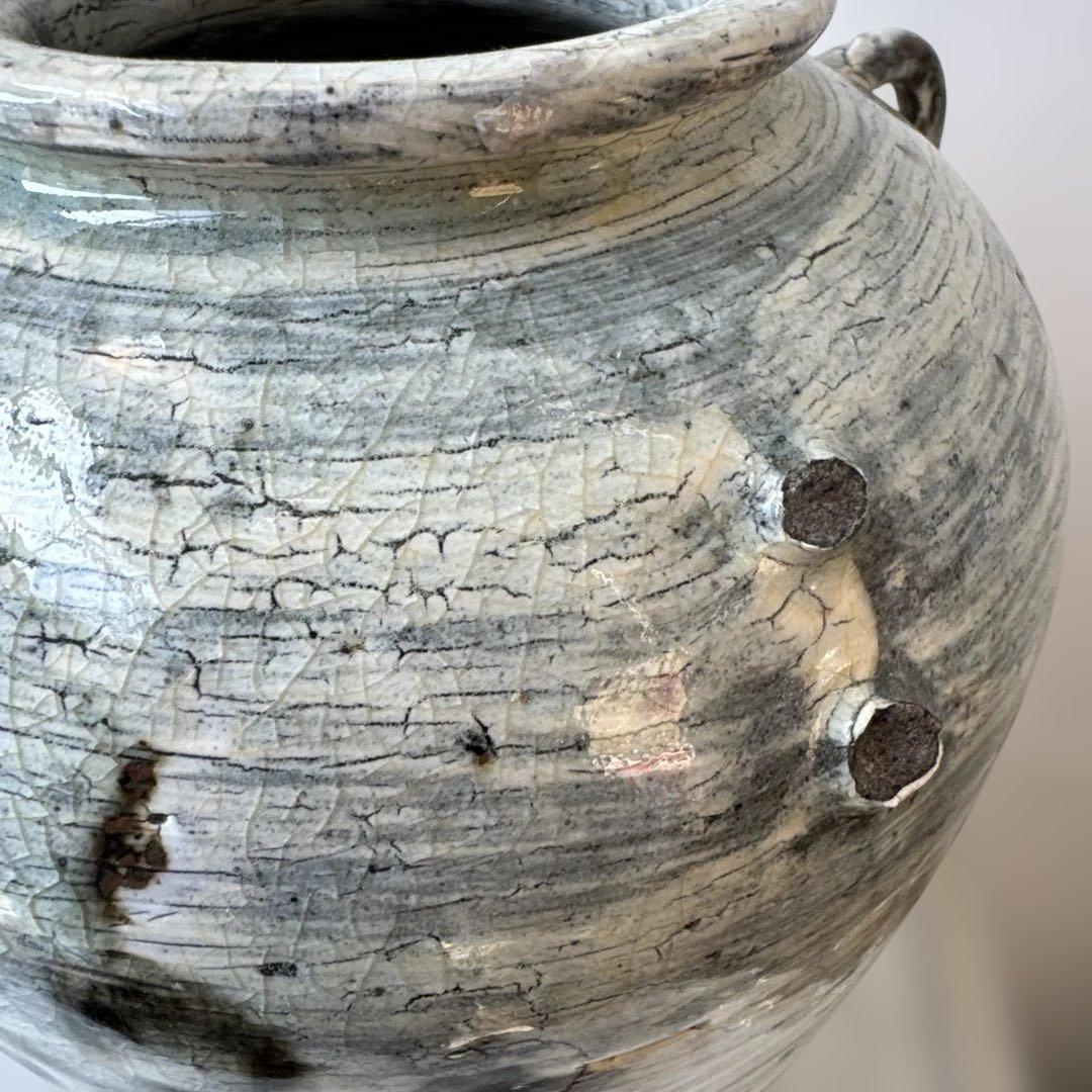 韓国　古美術　灰色と黒の模様の陶芸の壺