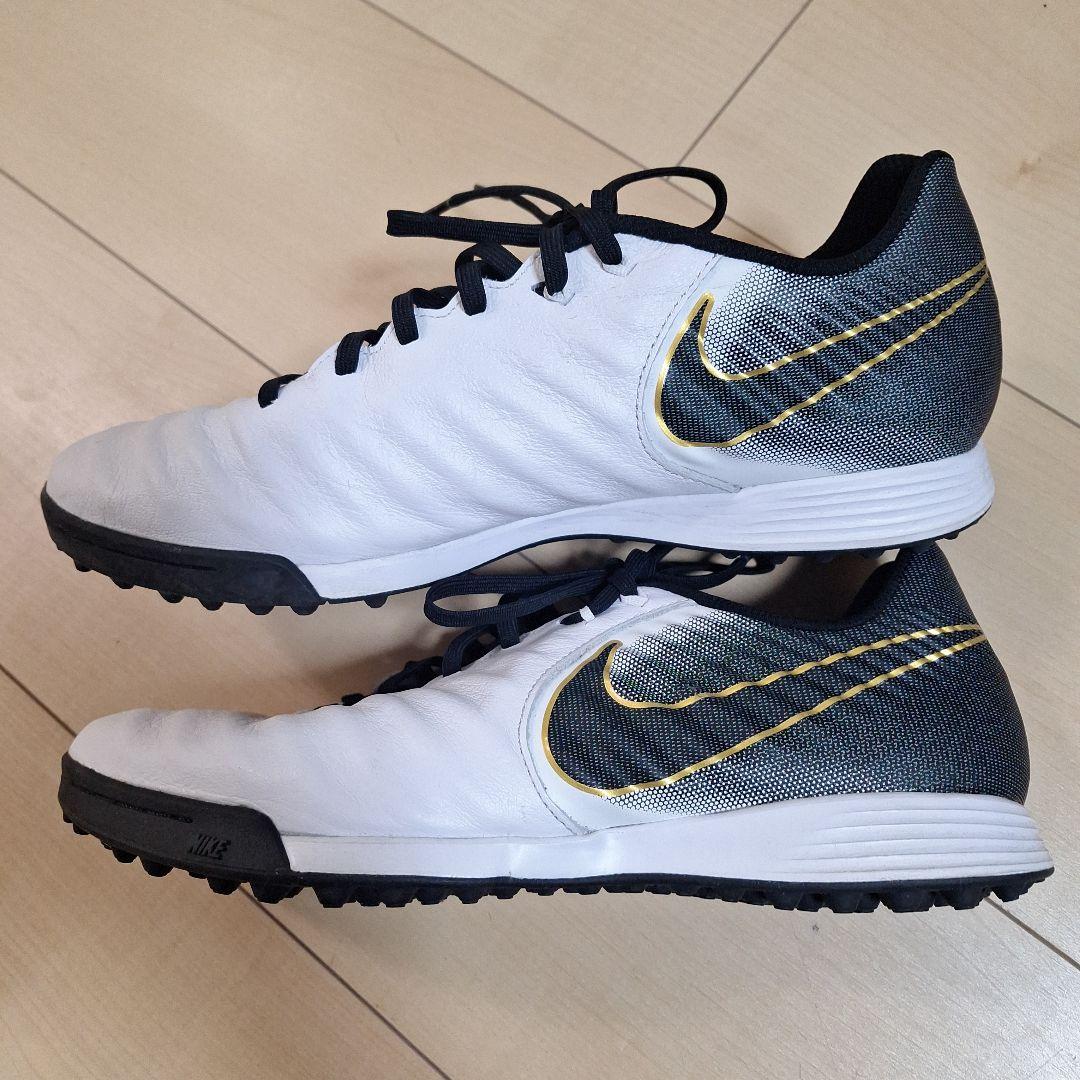 美品　NIKE TIEMPO フットサルシューズ ホワイト/ブラック　 27cm