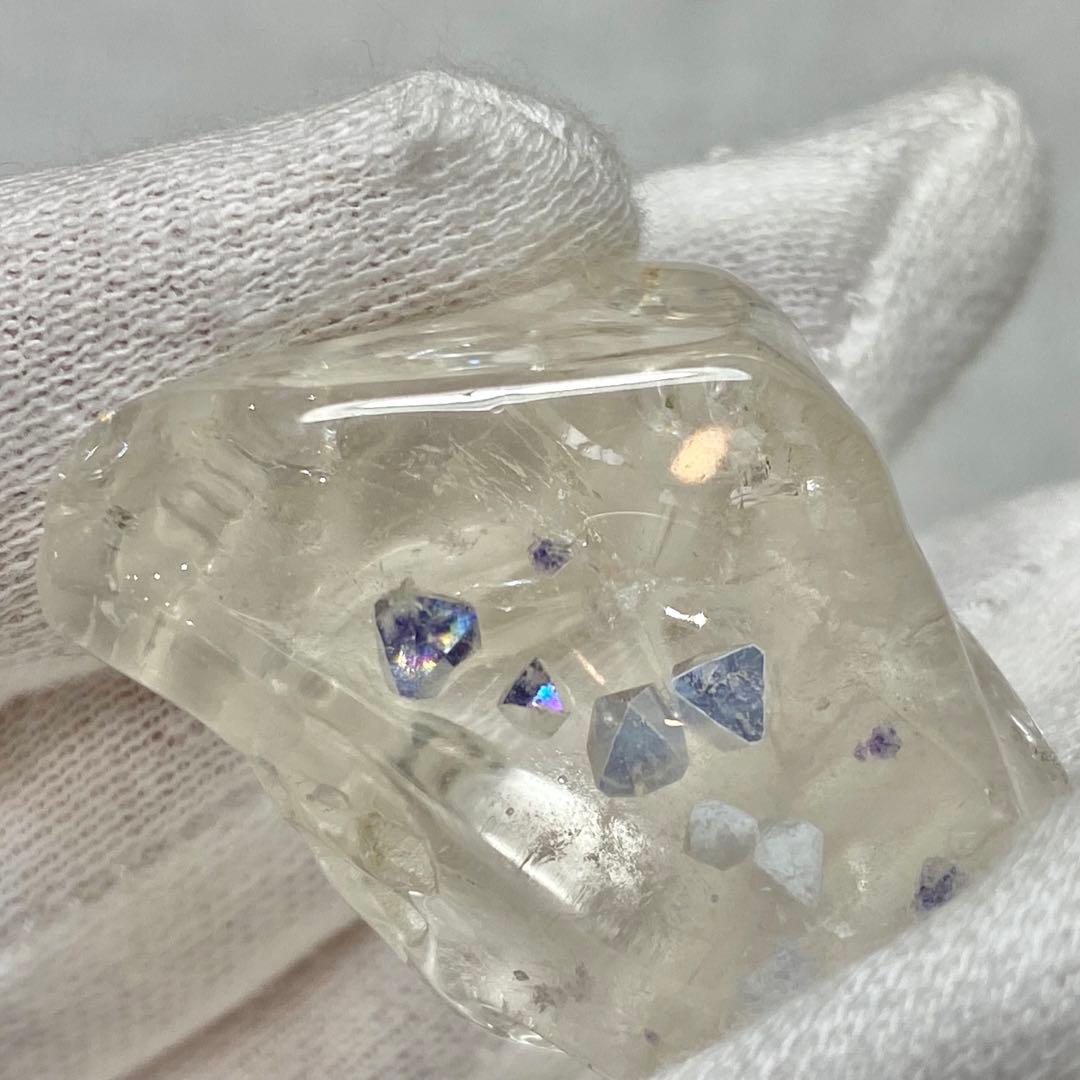 レインボーが出る！！フローライトインクォーツ原石