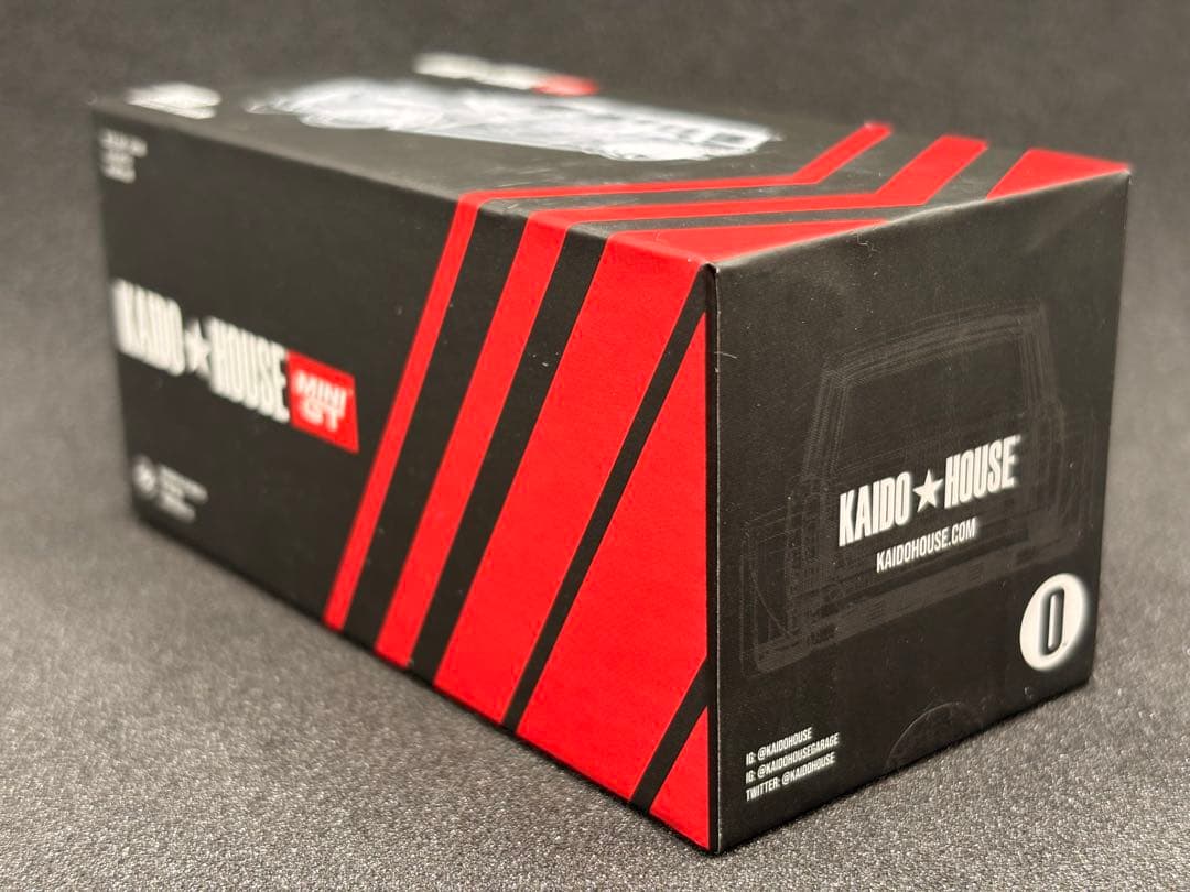 MINIGT 1/64 街道ハウス ダットサン 510 ワゴン アドバン 箱無