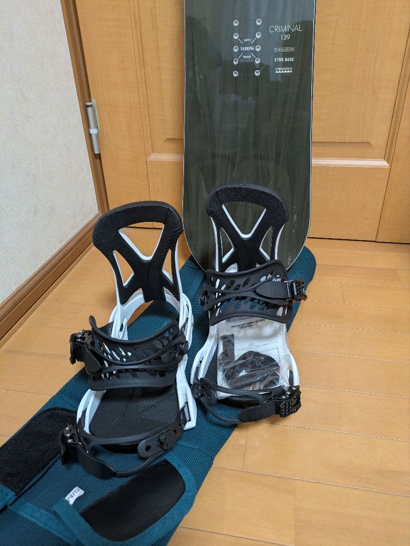 サブリナ　スノーボード　クリミナル 139cm LINK EXV2.0　サイズS